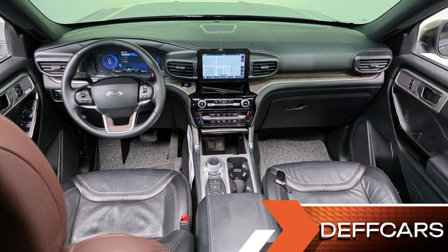Ford EXPLORER 3.0 Platinum 4WD купить на сайте DeffCars