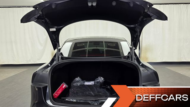 Tesla MODEL 3 RWD купить на сайте DeffCars