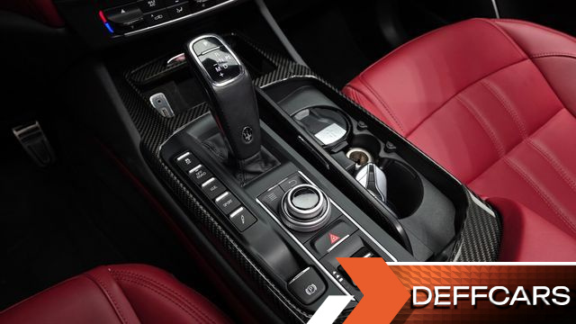 Maserati LEVANTE 3.0 AWD GranSport купить на сайте DeffCars