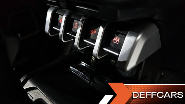 Suzuki JIMNY 1.5 купить на сайте DeffCars