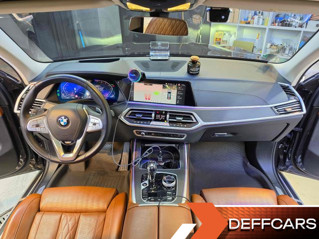 BMW X7 xDrive 40i Design Pure Excellence 6-Seater купить на сайте DeffCars
