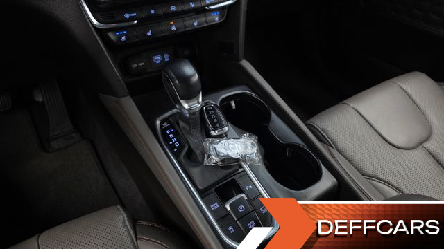 Hyundai SANTAFE Diesel 2.0 2WD Exclusive купить на сайте DeffCars