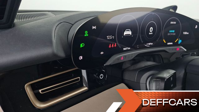 Porsche TAYCAN 4S купить на сайте DeffCars