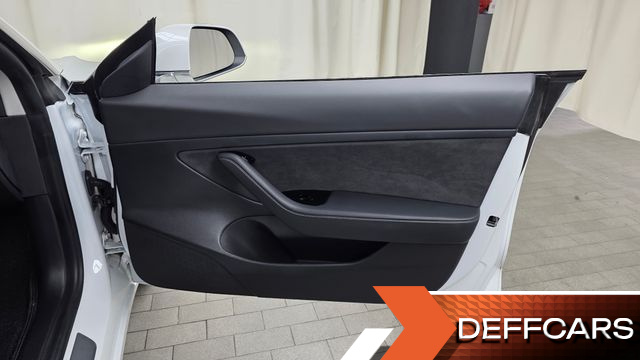 Tesla MODEL 3 Standard Range Plue RWD купить на сайте DeffCars