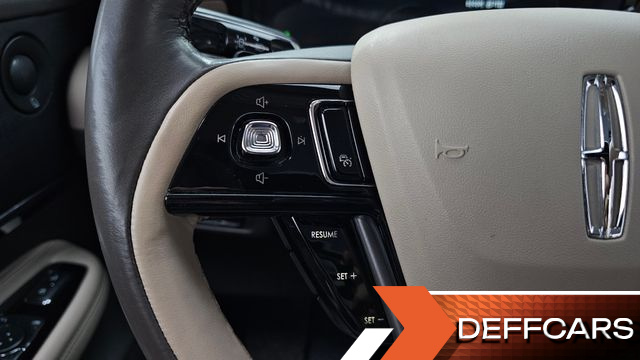 Lincoln CORSAIR 2.0 Reserve AWD купить на сайте DeffCars