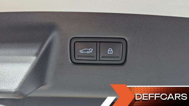 Hyundai SANTAFE Gasoline 2.5T 2WD Calligraphy купить на сайте DeffCars