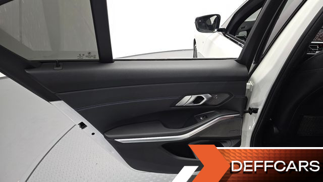 BMW 3-SERIES 320i M Sport купить на сайте DeffCars