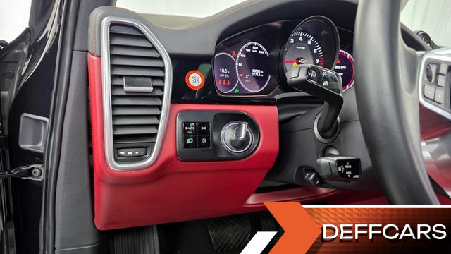 Porsche CAYENNE 3.0 купить на сайте DeffCars