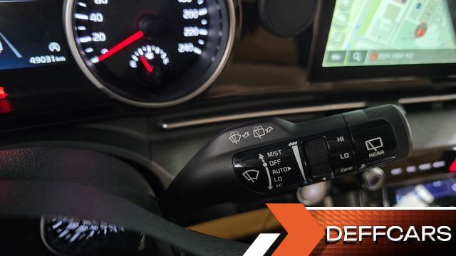 Kia CARNIVAL 9-Seater Prestige купить на сайте DeffCars