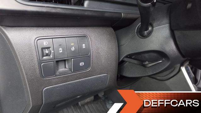 Hyundai STARIA Cargo 5-Seater Modern купить на сайте DeffCars