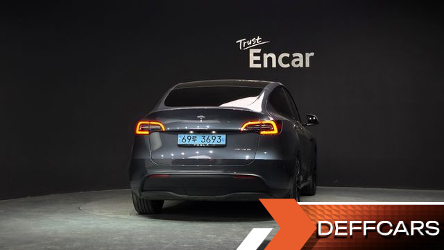 Tesla MODEL Y Long Range AWD купить на сайте DeffCars