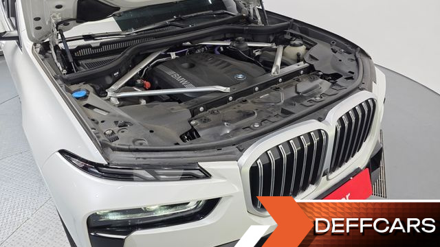BMW X7 xDrive 40i M Sport 6STR купить на сайте DeffCars