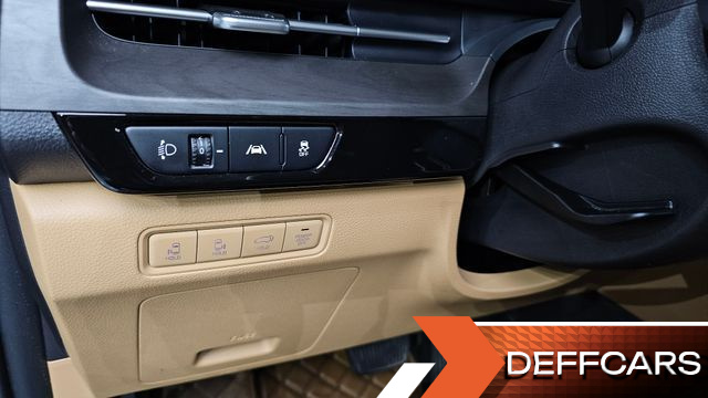Kia CARNIVAL Gasoline 9-Seater Noblesse купить на сайте DeffCars
