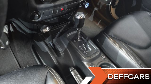Jeep WRANGLER 3.6 Sport 2Door купить на сайте DeffCars