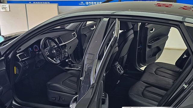 Kia K5 2.0 LPI DISABLED Noblesse Spcecial купить на сайте DeffCars