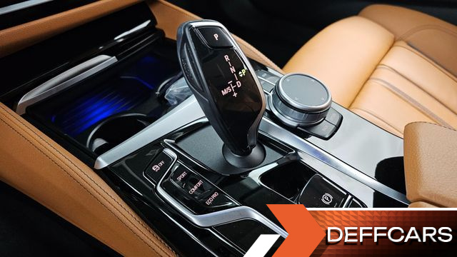 BMW 5-SERIES 520i Luxury купить на сайте DeffCars