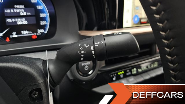 Toyota CROWN 2.4 4WD Dual Boost HYbrid купить на сайте DeffCars