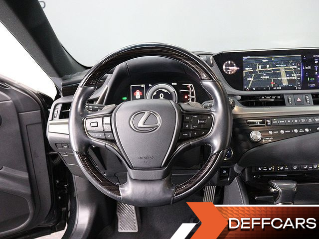 Lexus ES Executive купить на сайте DeffCars