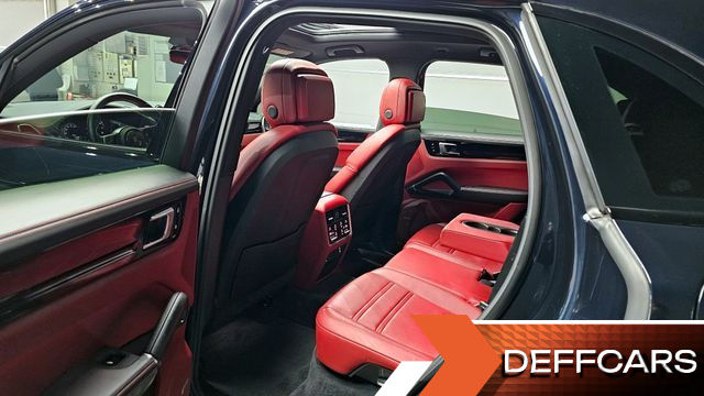 Porsche CAYENNE 3.0 E-Hybrid купить на сайте DeffCars