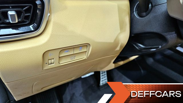 Kia SORENTO Diesel 2.2 4WD Signature купить на сайте DeffCars