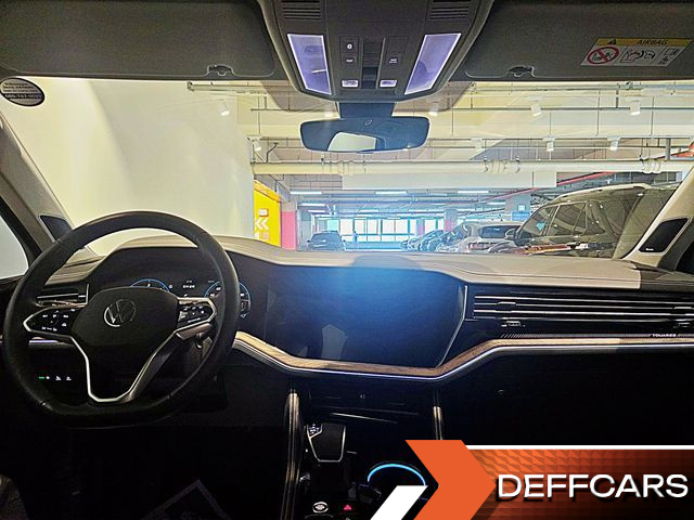 Volkswagen TOUAREG 3.0 TDI Prestige купить на сайте DeffCars