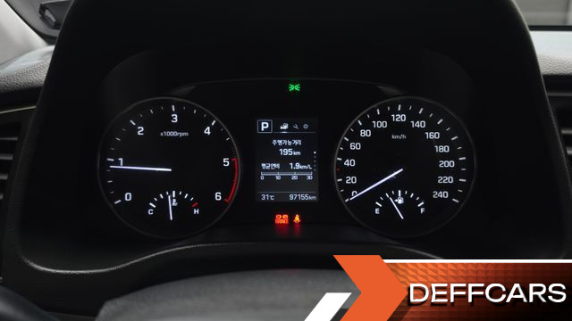 Hyundai AVANTE 1.6 e-VGT SMART купить на сайте DeffCars