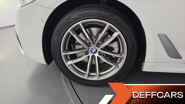 BMW 5-SERIES 520d xDrive M Sport Package Plus купить на сайте DeffCars