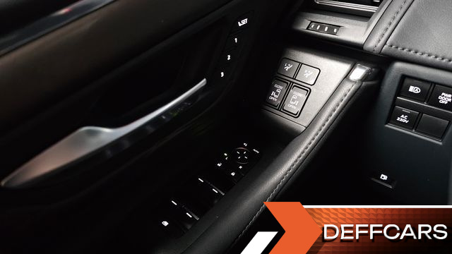 Toyota ALPHARD 2.5 HEV Executive AWD купить на сайте DeffCars