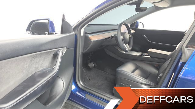 Tesla MODEL Y Long Range AWD купить на сайте DeffCars