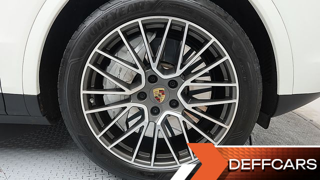 Porsche CAYENNE 3.0 купить на сайте DeffCars