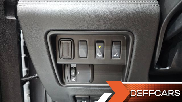 Renault-KoreaSamsung QM6 2.0 GDe PREMIERE 2WD купить на сайте DeffCars