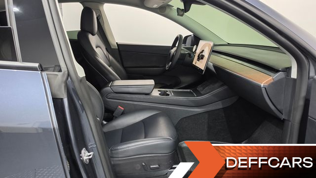 Tesla MODEL Y Long Range AWD купить на сайте DeffCars