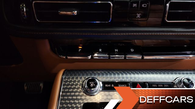 Lincoln AVIATOR 3.0 Black Label AWD купить на сайте DeffCars