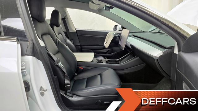 Tesla MODEL 3 Standard Range Plue RWD купить на сайте DeffCars