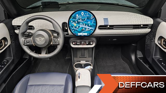 Mini COOPER CONVERTIBLE Favoured купить на сайте DeffCars