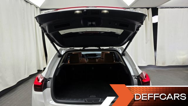 Lexus UX 2.0 2WD купить на сайте DeffCars