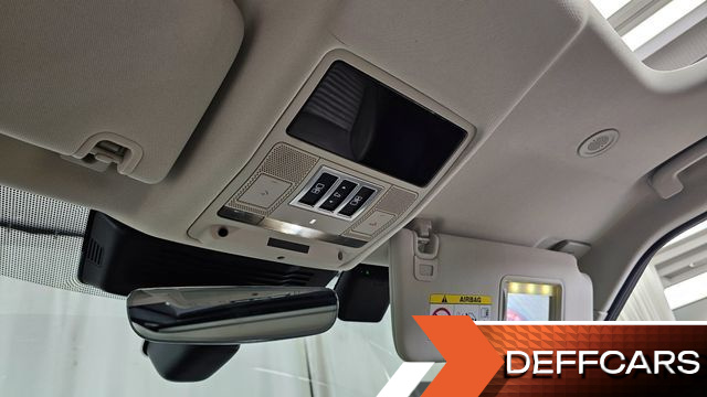 Land Rover DISCOVERY D250 SE купить на сайте DeffCars