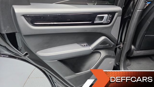 Porsche CAYENNE 3.0 Coupe купить на сайте DeffCars