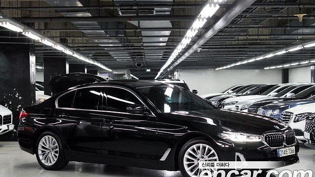 BMW 5-SERIES 520i Luxury купить на сайте DeffCars