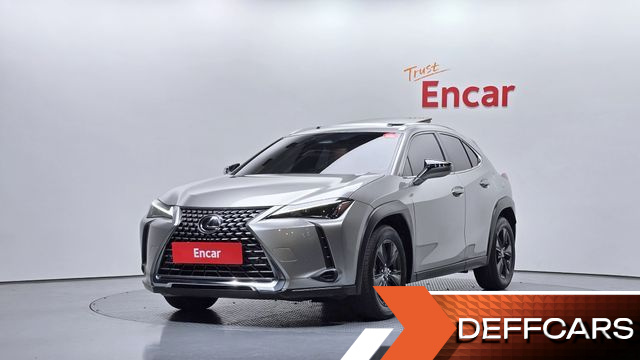 Lexus UX 2.0 2WD купить на сайте DeffCars