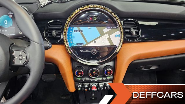 Mini COOPER CONVERTIBLE Classic Third Generation купить на сайте DeffCars