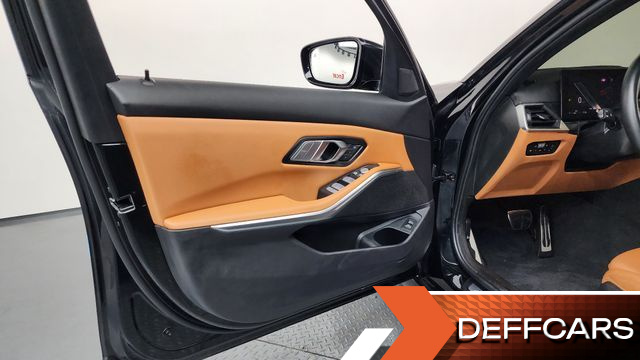 BMW 3-SERIES 320i M Sport купить на сайте DeffCars