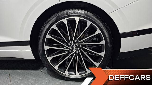Hyundai GRANDEUR 2,5 Gasoline 2WD Calligraphy купить на сайте DeffCars