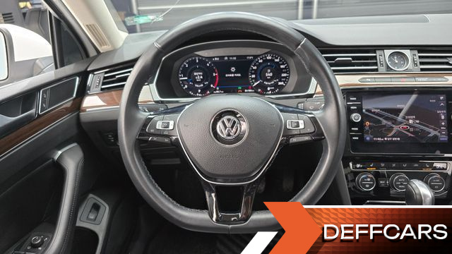 Volkswagen PASSAT 2.0 TDI Premium купить на сайте DeffCars