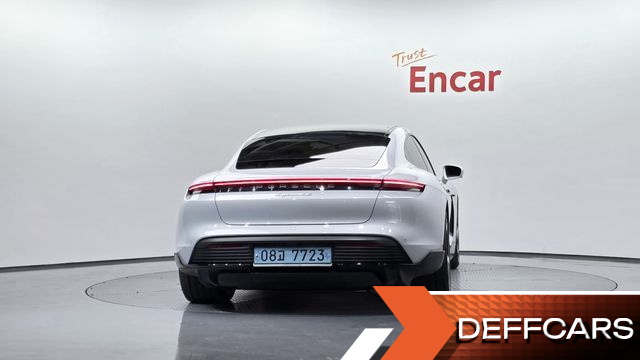 Porsche TAYCAN 4S купить на сайте DeffCars