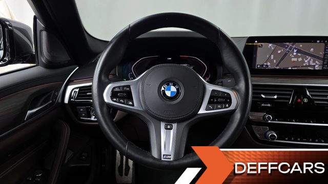 BMW 5-SERIES 520i M Sport купить на сайте DeffCars