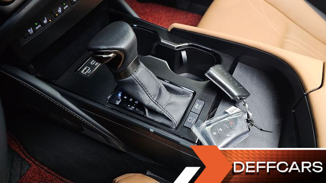 Lexus ES Luxury Plus купить на сайте DeffCars