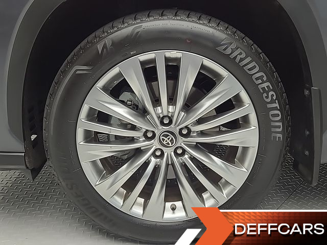 Toyota HIGHLANDER 2.5 4WD Platimum купить на сайте DeffCars