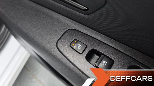 Hyundai AVANTE 1.6 LPi Inspiration купить на сайте DeffCars