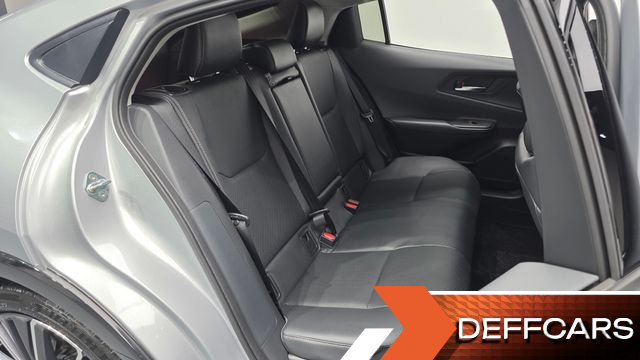Toyota PRIUS 2.0 XLE AWD купить на сайте DeffCars